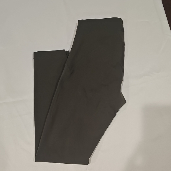 lululemon athletica Olive Leggings - Picture 4 of 4
